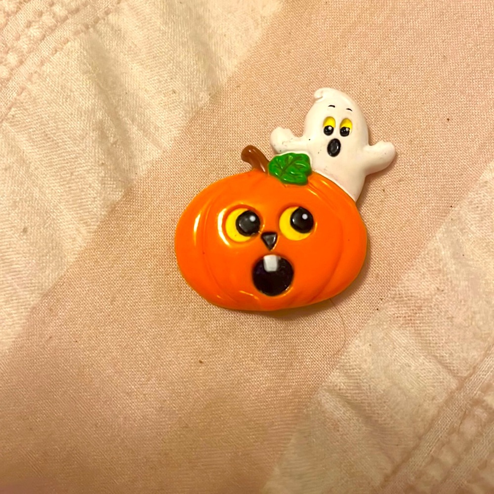 Retro Halloween Pin